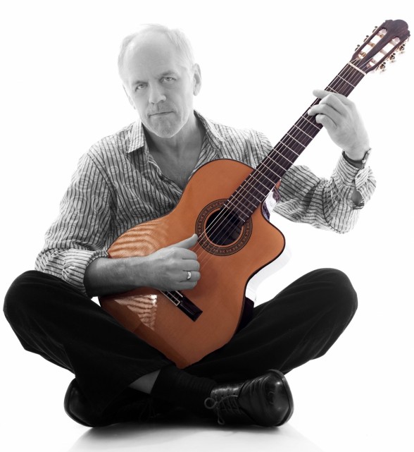 Raksta attēls - Šonedēļ ciklā “Brīvdienu mūzika” Dzintaru koncertzālē viesosies  leģendārais ģitārists – Aivars Hermanis