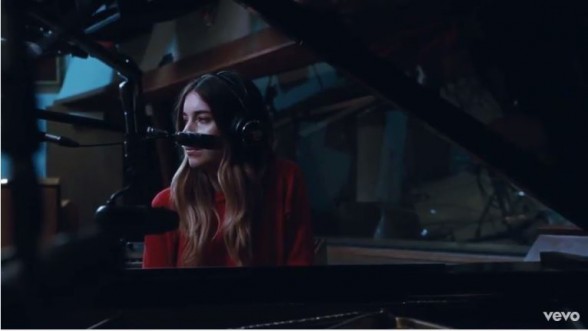 Raksta attēls - Trio "Haim" atgriežas ar jaunu dziesmu un piesaka albumu (VIDEO)