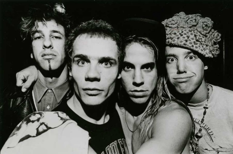 Ierakstot trešo albumu 1986. gadā, pusi no budžeta grupa notērēja narkotikās