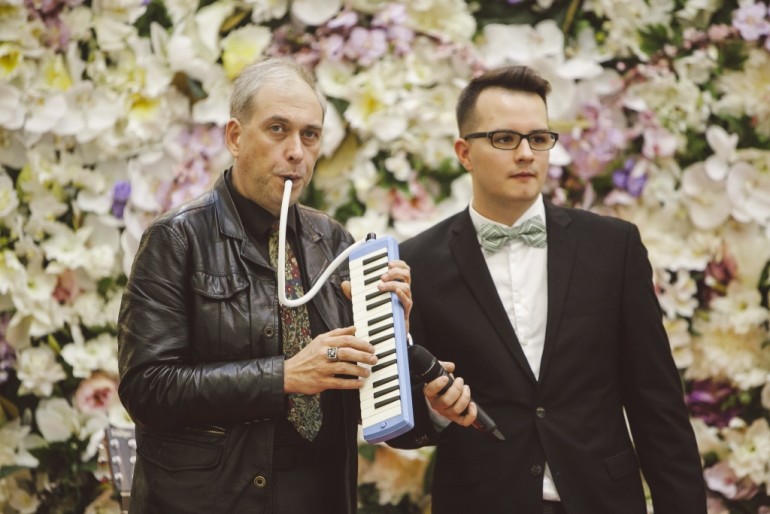 Ieskaties izstādes  "Divdesmitgades populārākie albumi" atklāšanā (FOTO)
