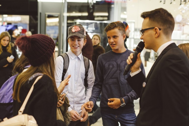 Ieskaties izstādes  "Divdesmitgades populārākie albumi" atklāšanā (FOTO)