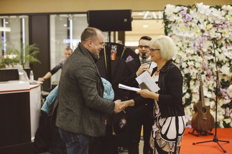 Ieskaties izstādes  "Divdesmitgades populārākie albumi" atklāšanā (FOTO)