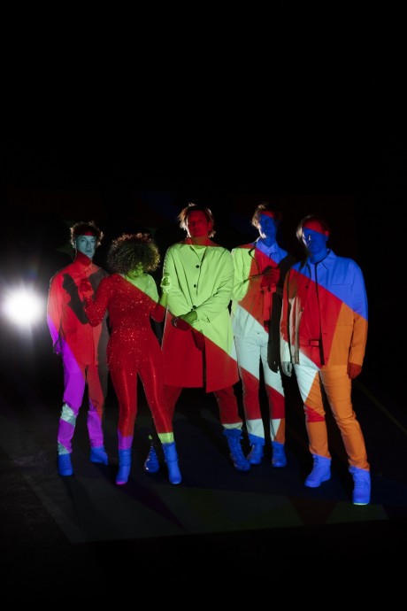 Raksta attēls - Grupa “Arcade Fire” izdod jaunu singlu un izziņo albumu