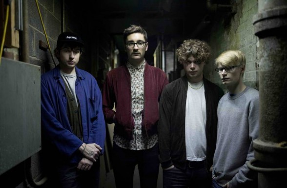 Raksta attēls - Alt-J košā veidā piesaka gaidāmo albumu (VIDEO)