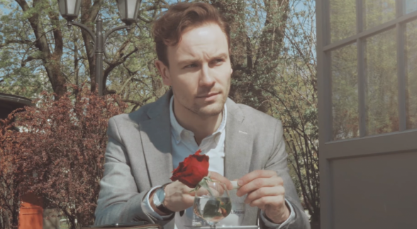 Raksta attēls - Maksims Busels laidis klajā savas dziesmas «Молчи» videoklipu 