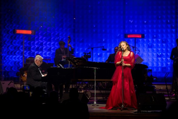 Raksta attēls - Ar “Steinway & Sons” koncertflīģeli atklāj Dzintaru koncertzāles vasaras sezonu