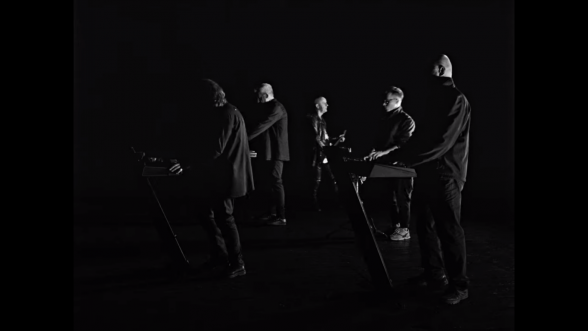 Raksta attēls - Jumprava filmējas videoklipā dziesmai “Strīds”