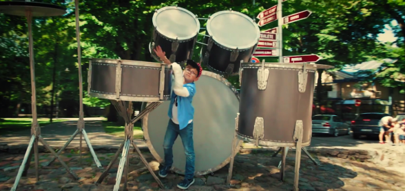 Raksta attēls - VIDEO: Jautrība un izklaides bērnu rokgrupas "POP ROCK KIDS" pirmā singla videoklipā. Mīlīgi! 