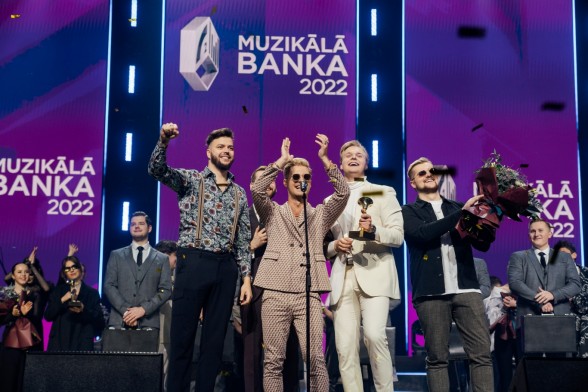 Raksta attēls - „Muzikālās bankas” 2022. gada vērtīgākās dziesmas titulu iegūst „Citi Zēni” ar dziesmu „Lieka štuka”