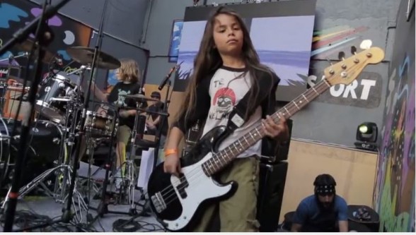 Raksta attēls - Neticami, bet fakts!  Paklausies, kā spēlē "Metallica"  basista 12 gadus vecais dēls 